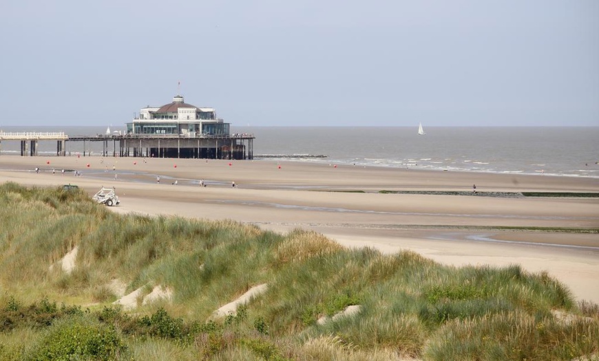 Image 1: Blankenberge: tweepersoonskamer of familiekamer