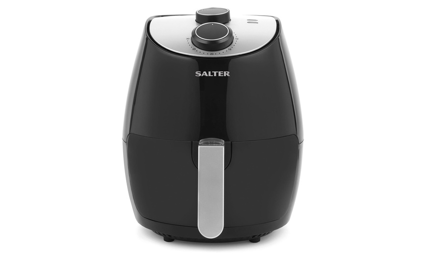 Image 13: Salter Air Fryer Selection