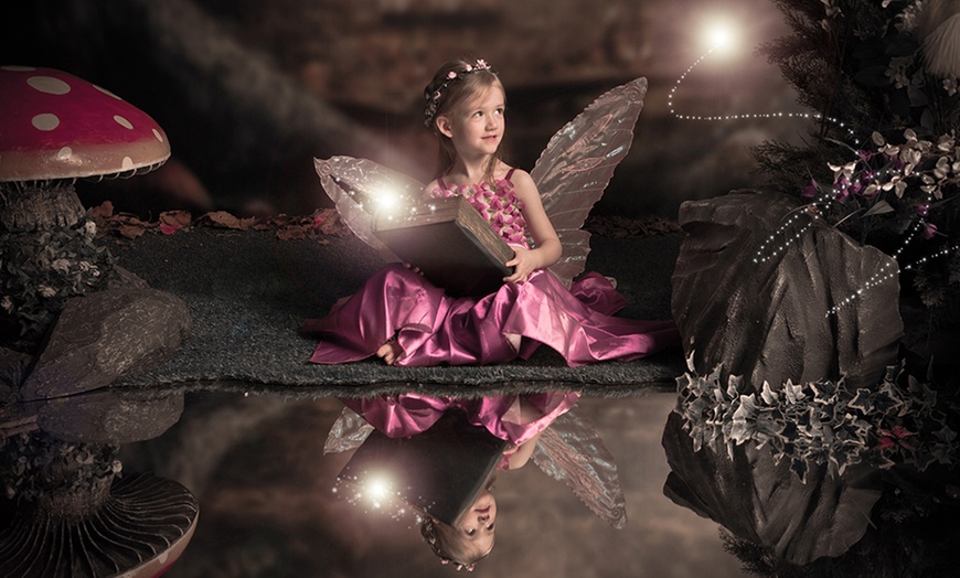 Image 5: Kids Fairy-Themed Photoshoot