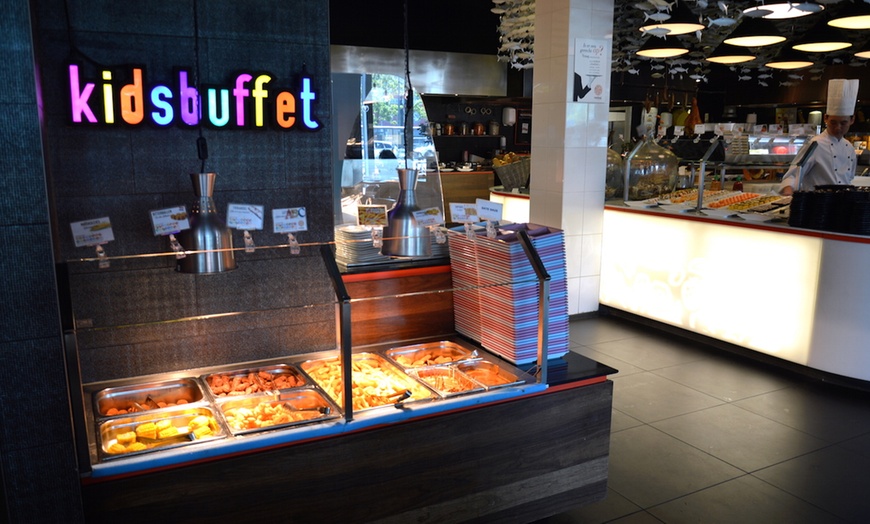 Image 8: Onbeperkt buffet incl. drankjes