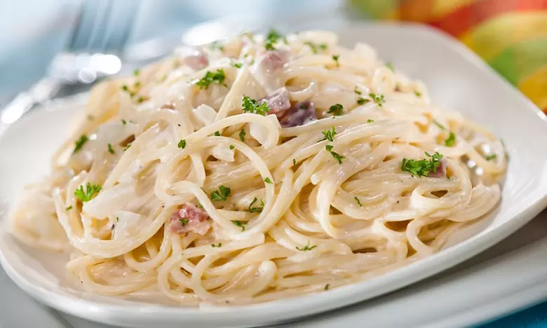 Menú italiano de pizza o pasta para 2 o 4 personas en Piz&Pas Nervión