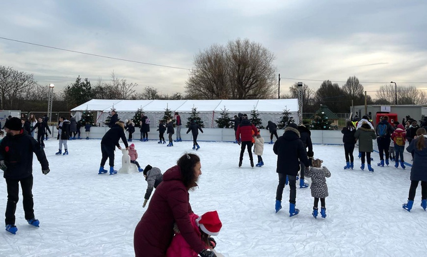 Image 3: Winter Christmas outdoor Ice skating for Families