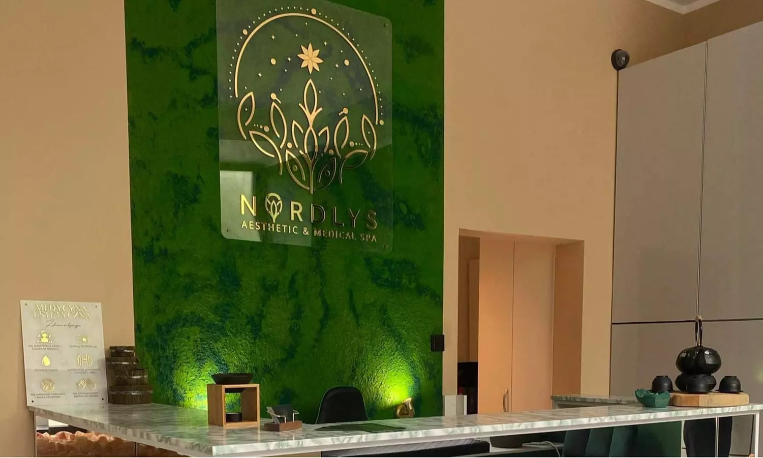 Jędrna i Gładka Skóra na Wyciągnięcie Ręki! MIcroderma ShockWave