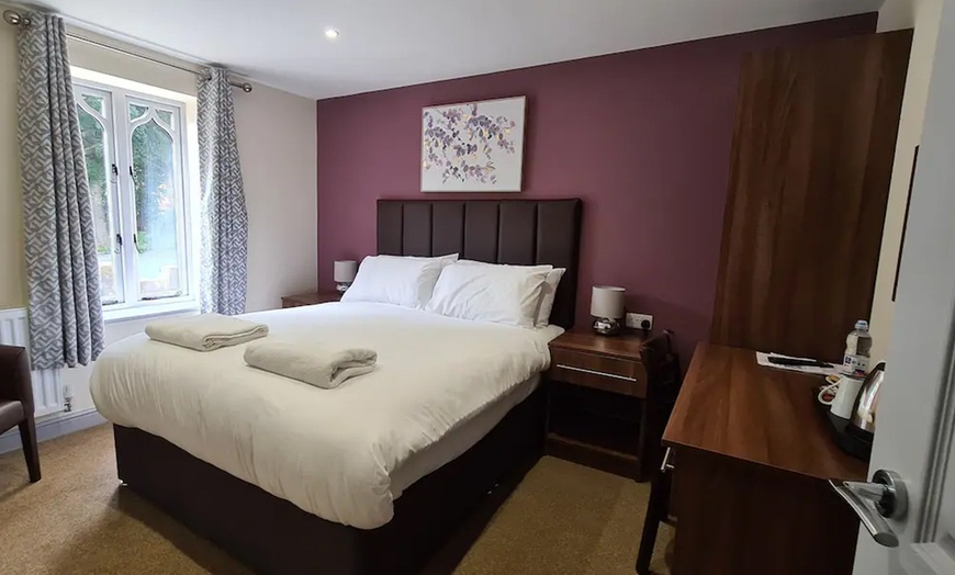 Image 3: Wrexham: Double or Twin Room with Breakfast & Late Checkout