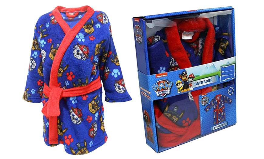 Image 2: Paw Patrol Fleece Gown
