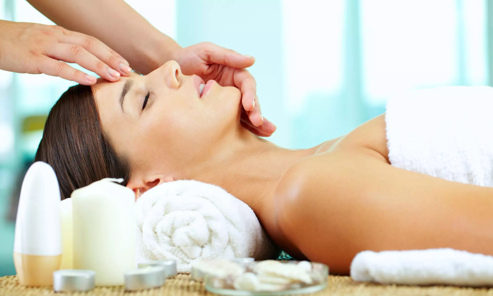 Anti-Aging, Acne or Standard Facial with Massage at Hola Beautiful (Up to 48% Off) - Primary Image