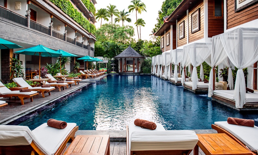 Image 4: Luxury Balinese Escape: 5-10 Nights Getaway with Breakfast & More