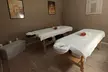 Massage relaxant californien d'1h ou/et soin du visage Hydra-dermabrasion d'1h (jusqu'à 35% de remise) - Image 2