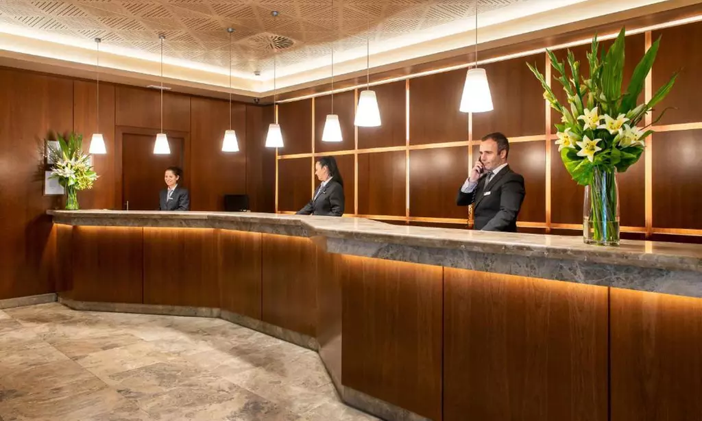 ✈ Madrid 4*: Volo diretto più 2 o 3 notti in hotel