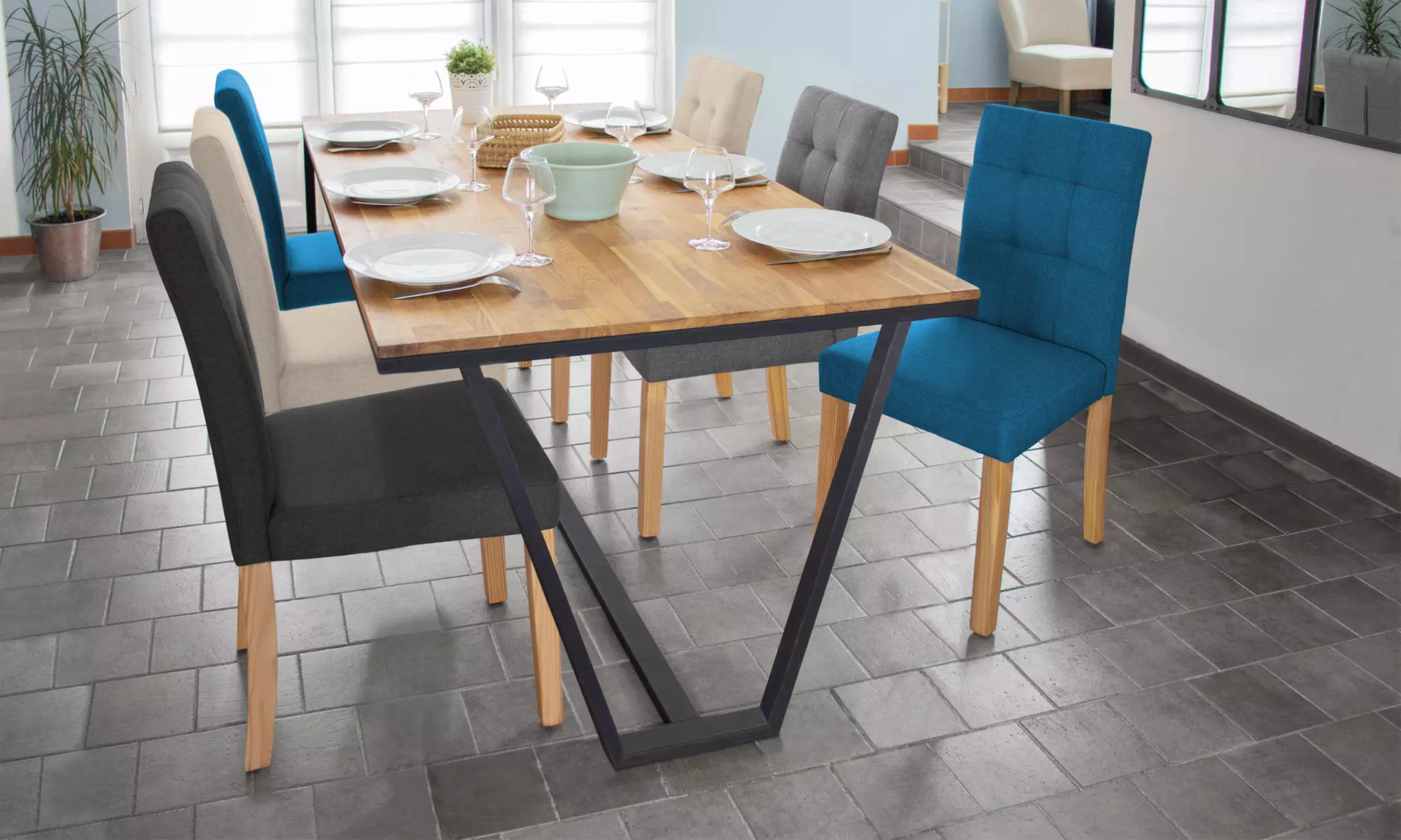 Lot de 2 ou 4 chaises scandinaves capitonnées en tissu Paulette - Primary Image