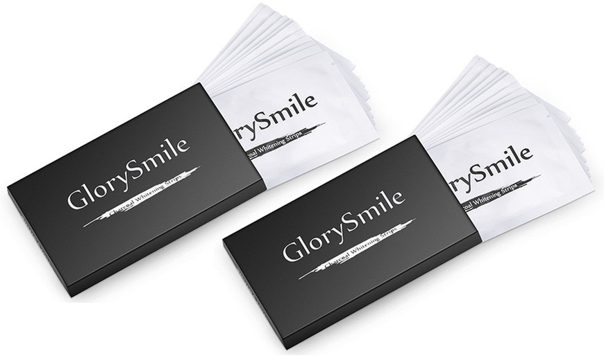 Image 4: Charcoal Teeth Whitening Strips