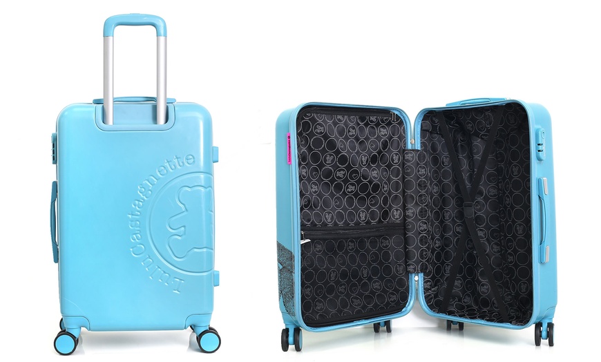 Image 10: Three-Piece Luggage Set