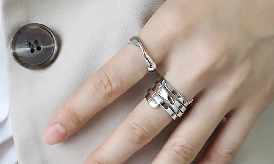 1 ou 2 Bagues en argent - Primary Image