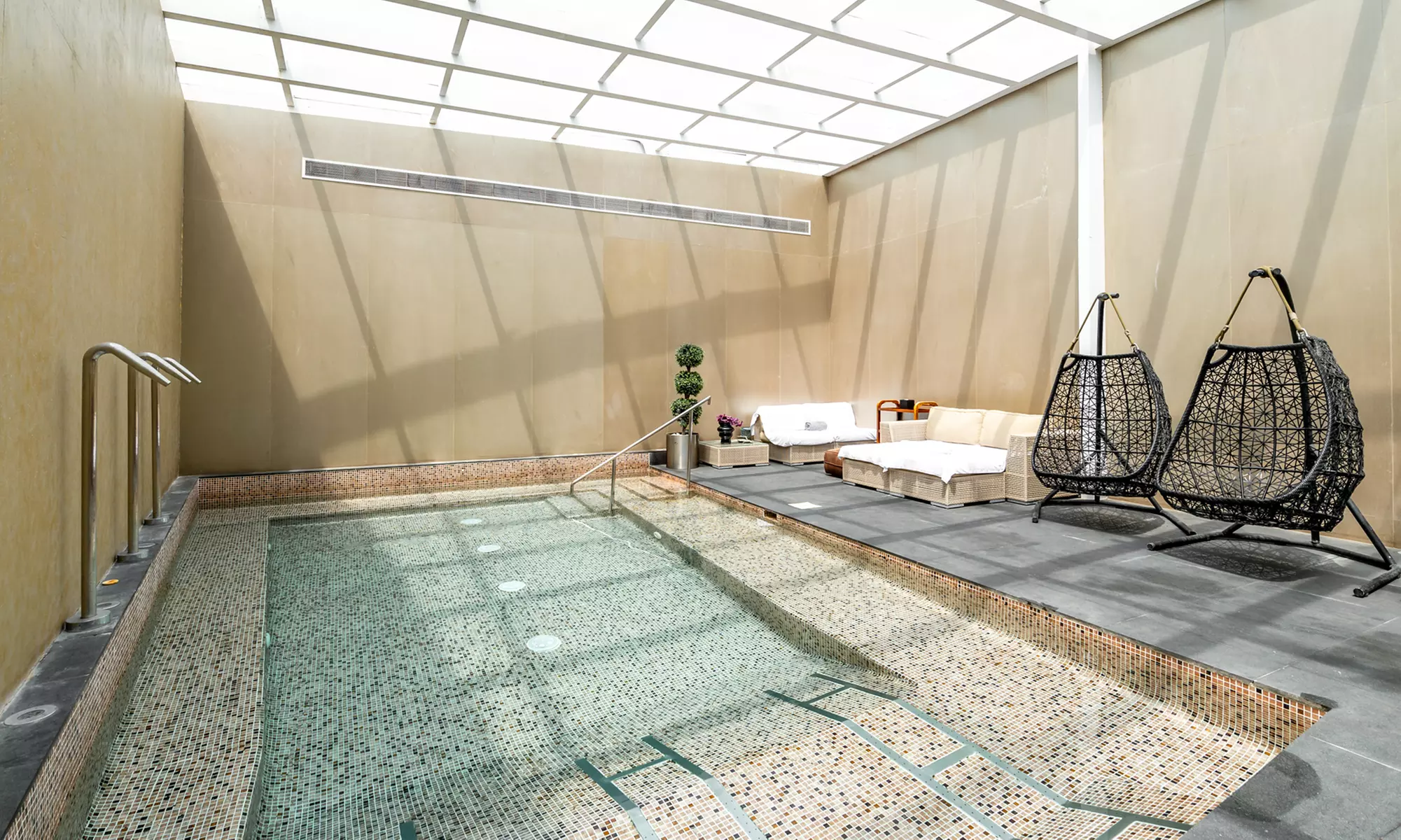 5* Spa Treatment with Pool Access