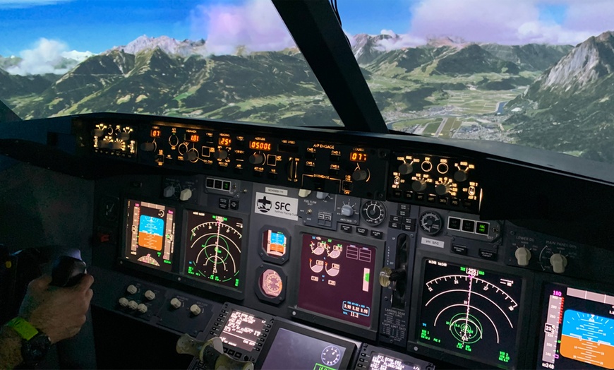 Image 4: Take on a 30, 45, 60, or 90-Minute 737 Flight Simulator Experience 