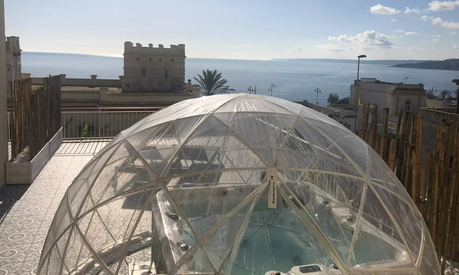 Spa di coppia o camera con Jacuzzi, Prosecco e massaggi alla Villa Cesarea Dimora Di Charme (sconto fino a 58%) - Primary Image