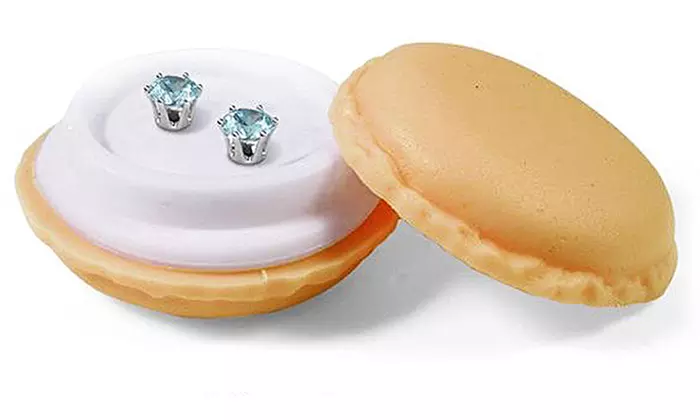 Luce e Colore: Orecchini Floreali o Punti Luce da Regalare o Amare