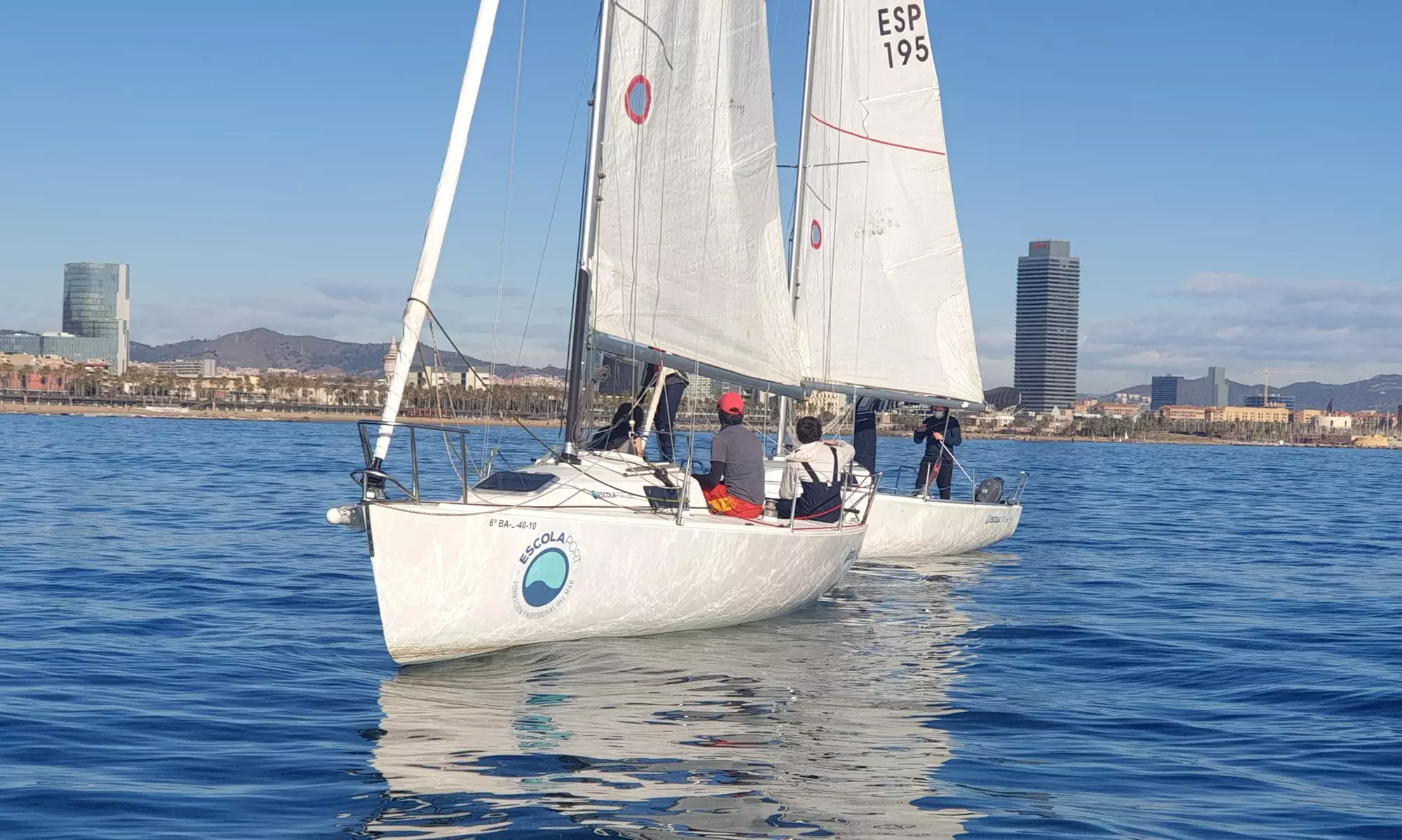 Curso teórico online de 1 hora de iniciación a la navegación a vela con Escola Náutica Port Barcelona - Primary Image
