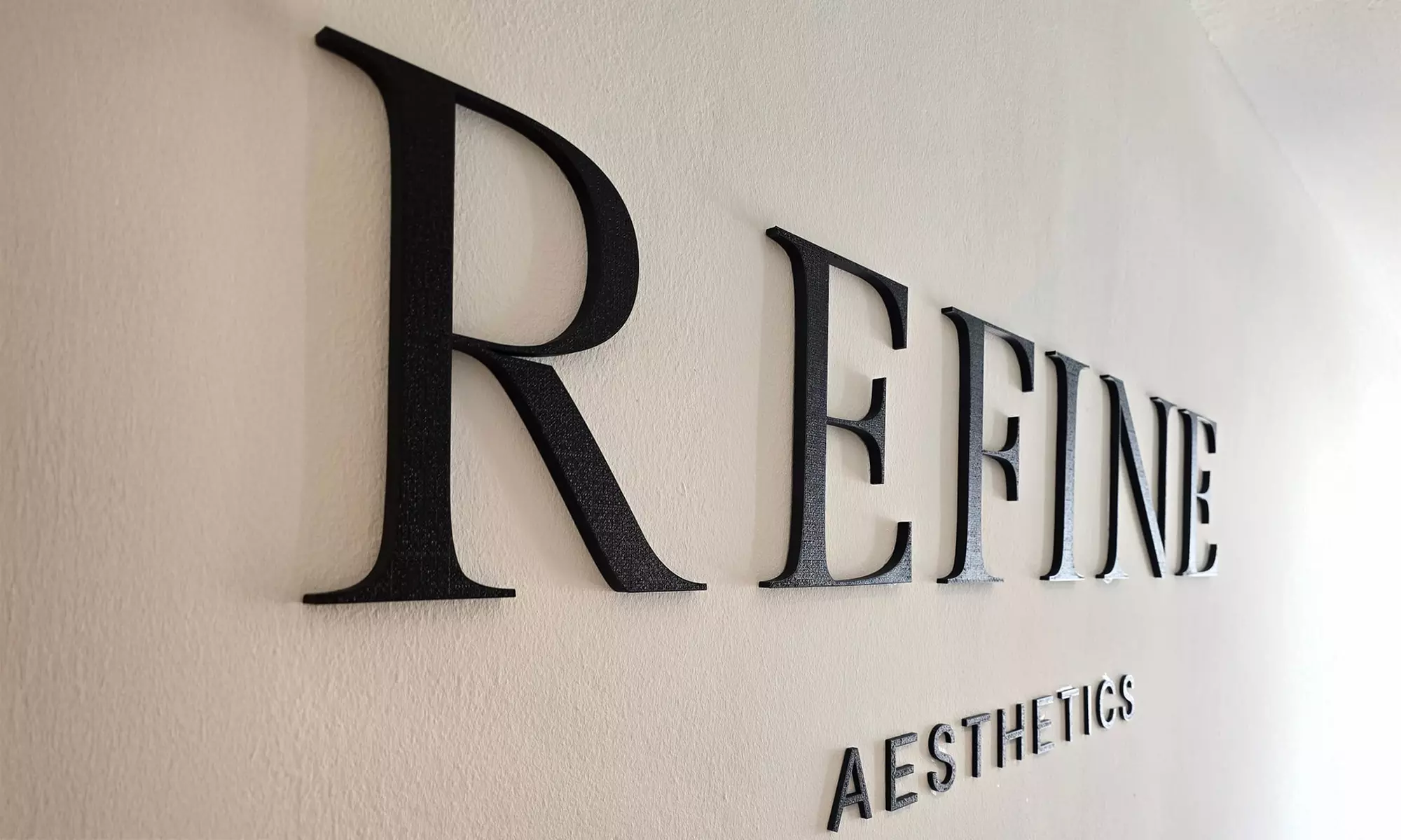 30 oder 60 Min. kosmetisches Zahnbleaching für 1 Person