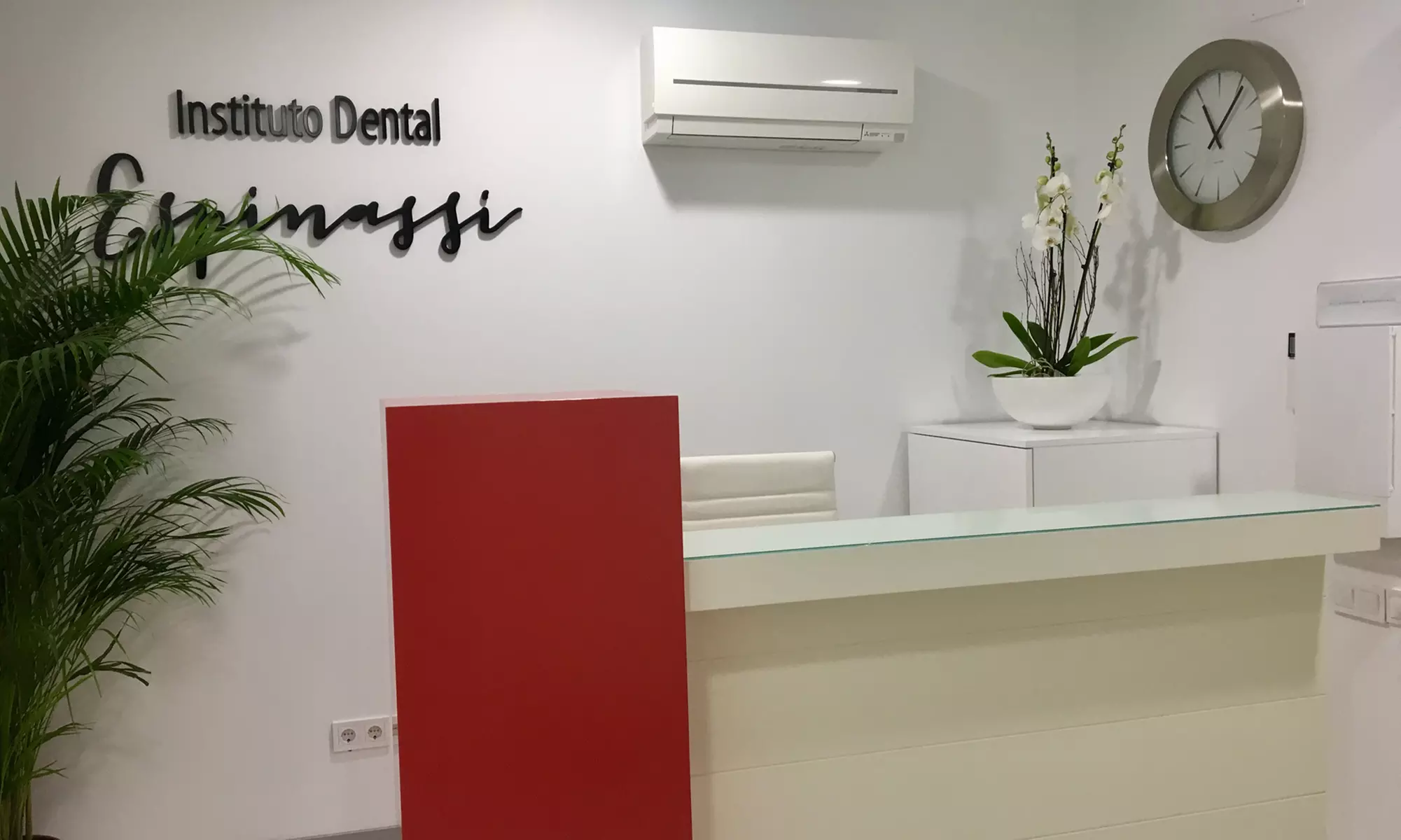 Blanqueamiento con limpieza bucal avanzada con estudio dental completo