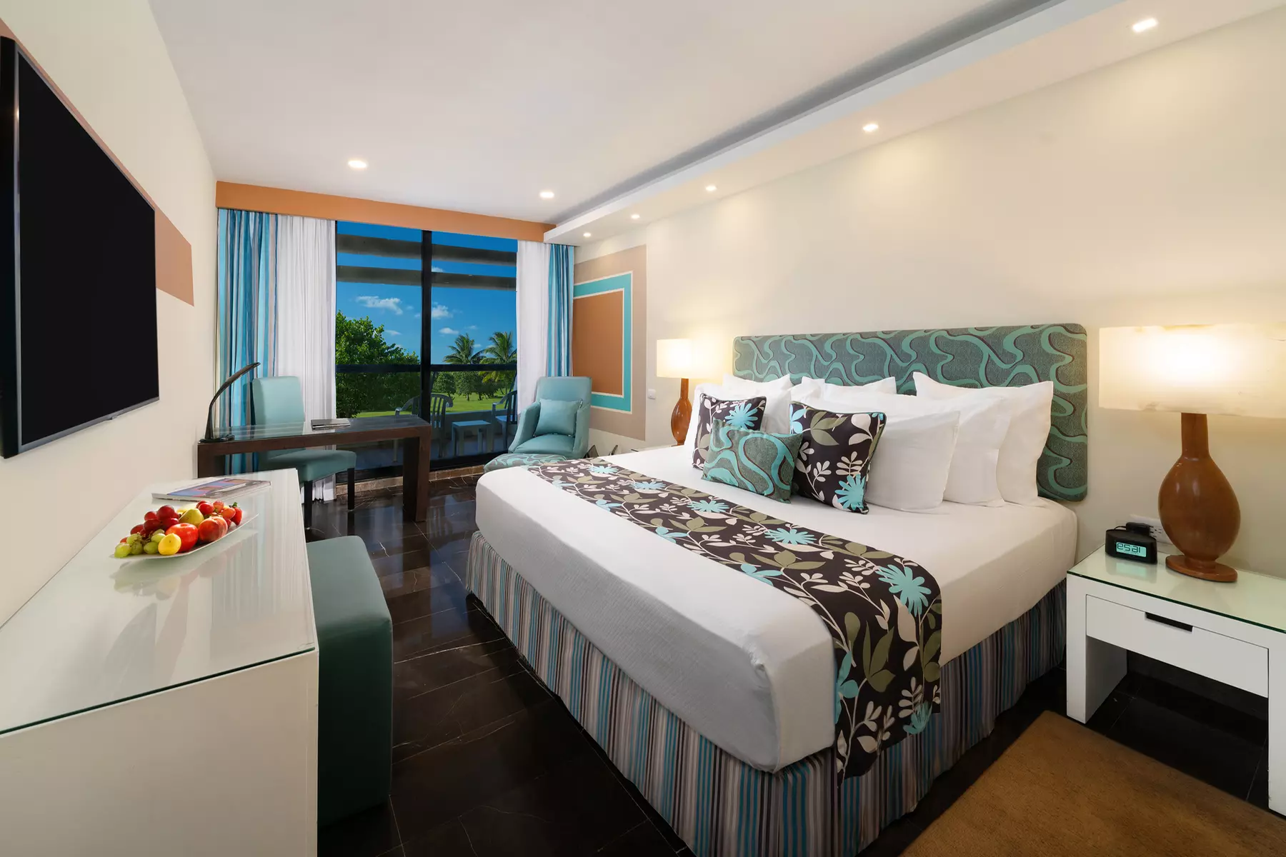 Members: All-Inclusive Stay for Two at The Pyramid Cancun - Book Now!