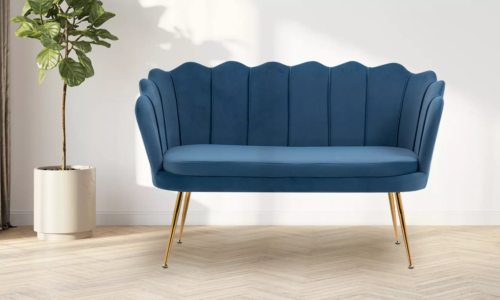 Divano a due posti a forma di conchiglia