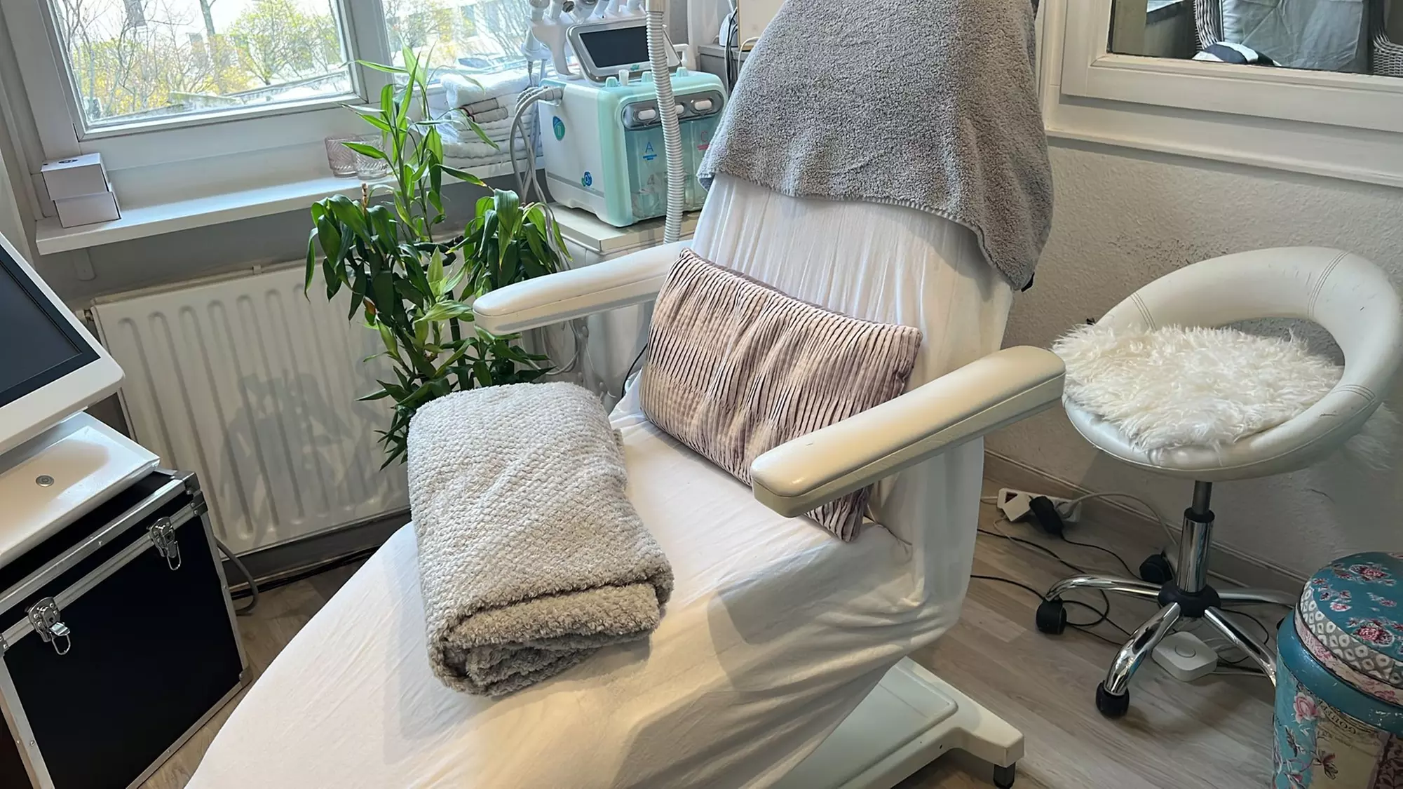 Bis zu 70% Rabatt auf den Make-up – Permanent bei Hala Duwederi