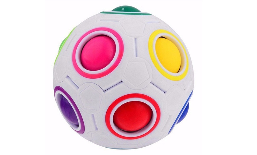 Image 2: Rainbow Magic Puzzle Ball