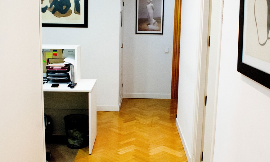 Image 2: Limpieza dental y blanqueamiento