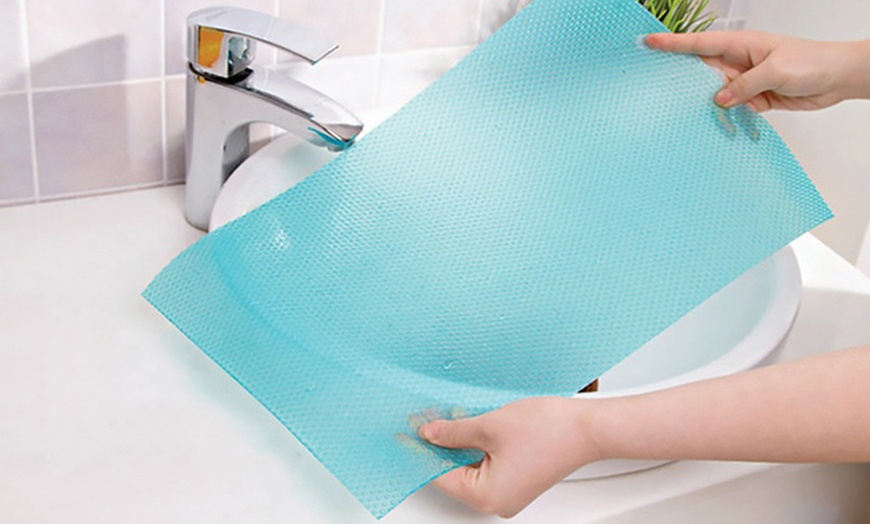 Image 5: Fridge Freshness Silicone Mats