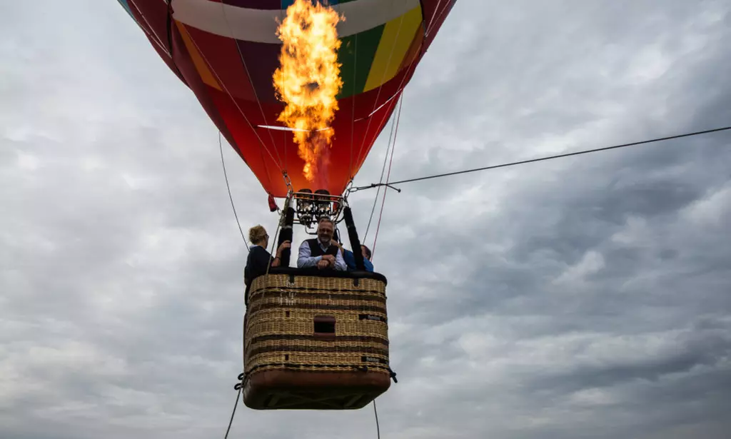 Lot balonem dla 2 osób z certyfikatem, zdjęciem, transportem i więcej