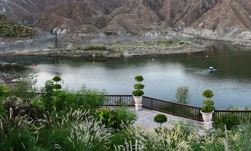 Image 3: Hatta Mountain Tour