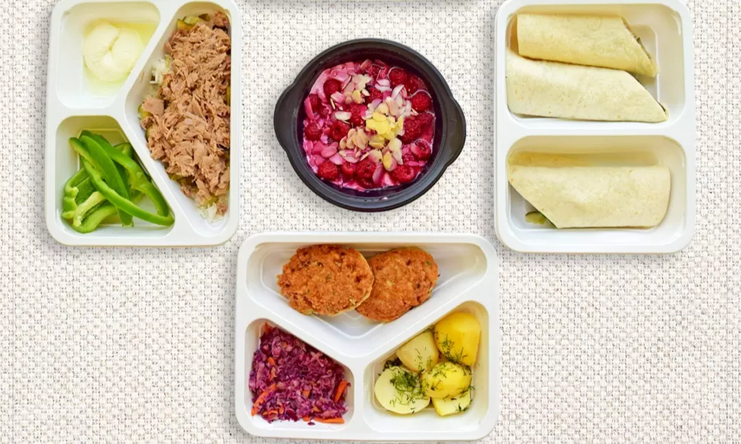 Catering dietetyczny: dieta Vege lub Light z dostawą na 5 dni od 199 zł i więcej w Fit Na 5 - Image 3