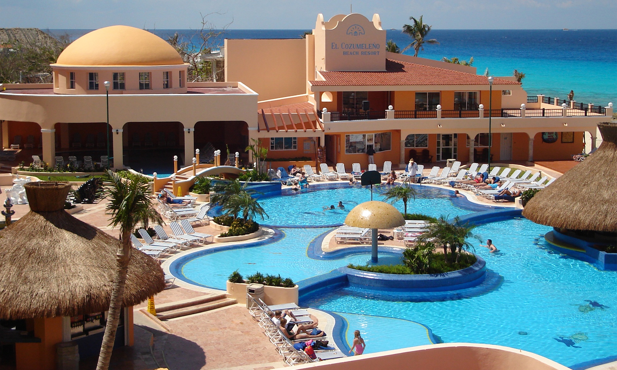 ✈5-Nt All-Inclusive Cozumel Beach Resort with Air from Travel by Jen
