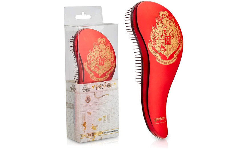 Image 7: Harry Potter-Inspired Hair Brush