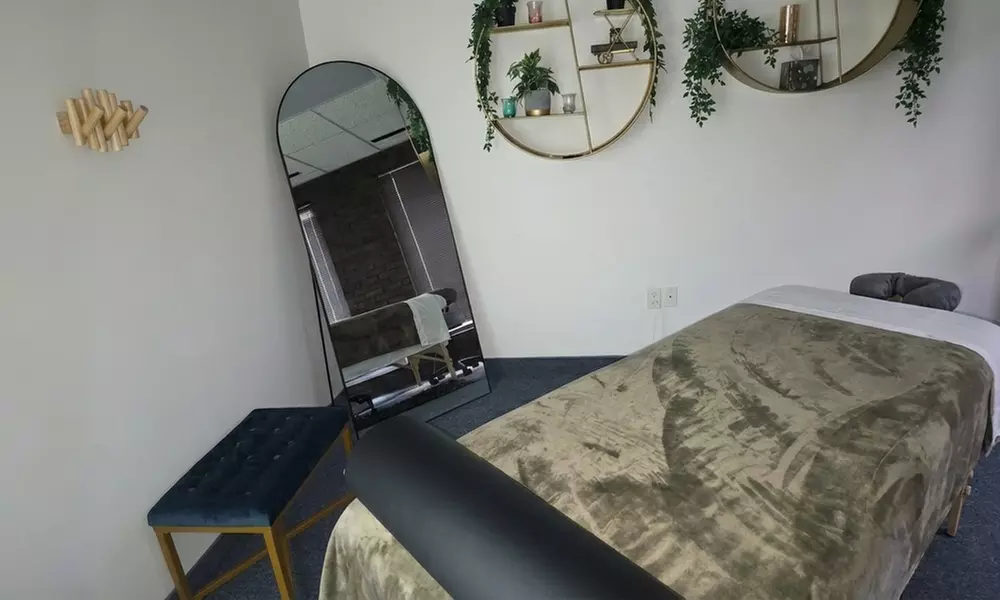 60-Min Swedish, Deep Tissue or Hot Stone Massage