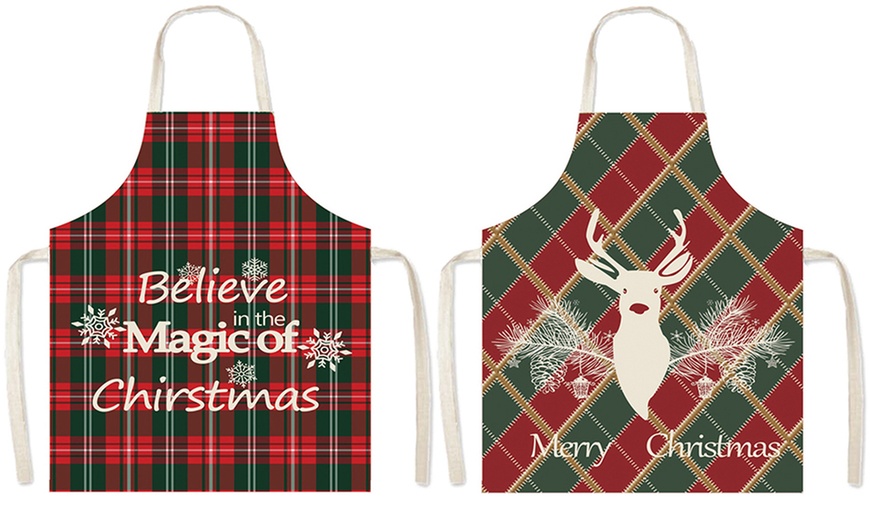 Image 6: Up to Three Christmas Dinner Festive Cooking Aprons