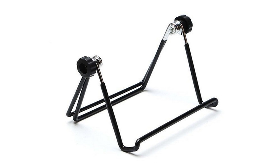 Image 2: Foldable Adjustable Tablet Holder