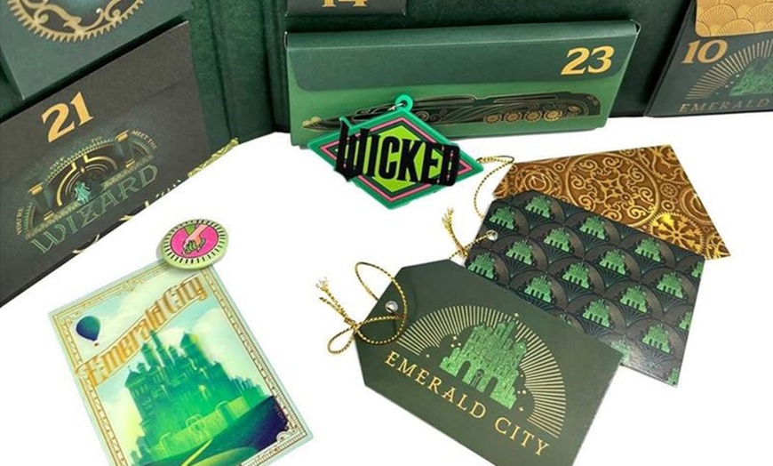 Image 5: Wicked Themed Christmas Advent Calendar with 25 Collectibles