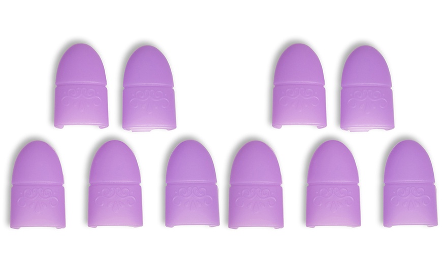 Image 5: Silicone Nail-Polish Removers