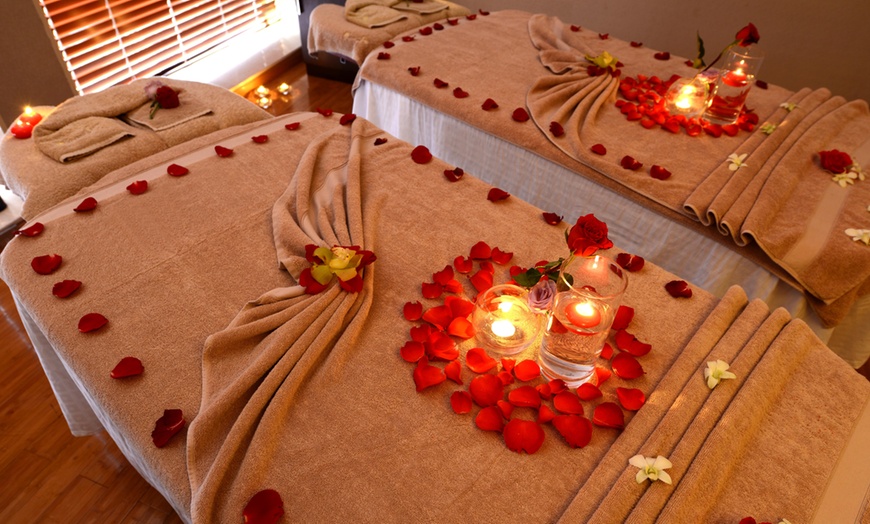 Image 3: Spa Package