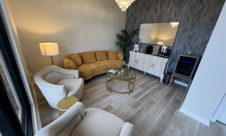 Image 2: Youthful Glow Awaits: 20 Units of Botox on One Area with Consultation