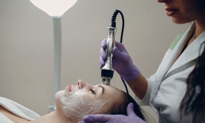 Image 1: Radiofrecuencia facial o corporal en Pefer Beauty And You General Oraá