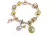 Eira Wen 24-tlg. Armbänder- und Charms-Geschenk-Set - Image 4