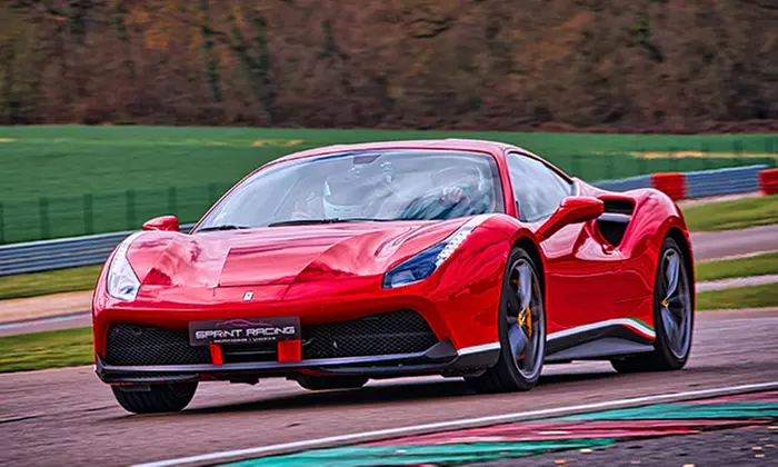 2 tours de pilotage en voiture de sport prestige avec Cadeau Pilotage