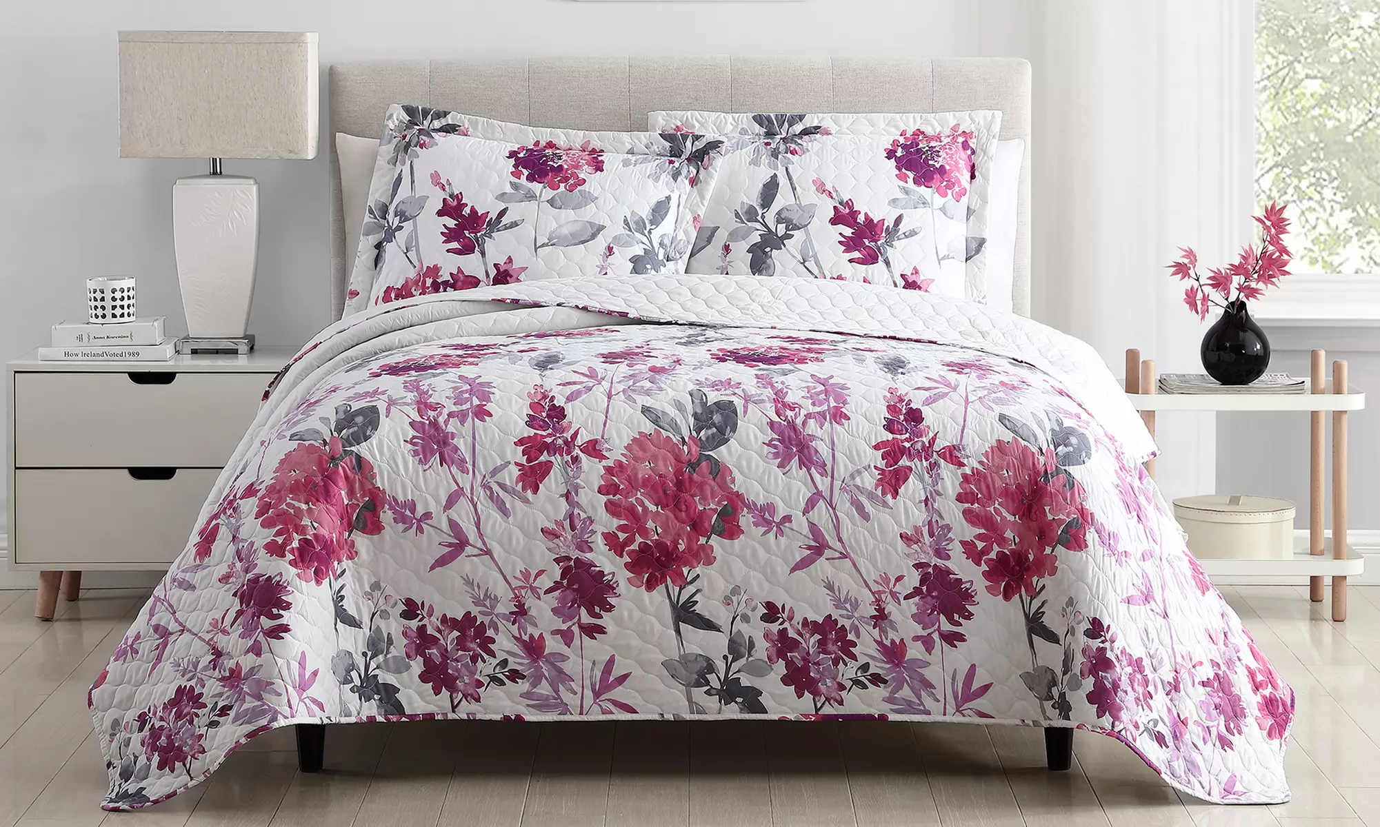 Premium Collection Printed Stitched 3pc Quilt Sets. Multiple Options Available. - Primary Image
