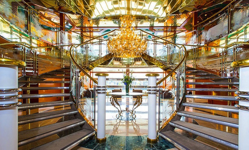 Image 4: London: Indulge in a 4* Stay at the Exquisite Sunborn Yacht Hotel