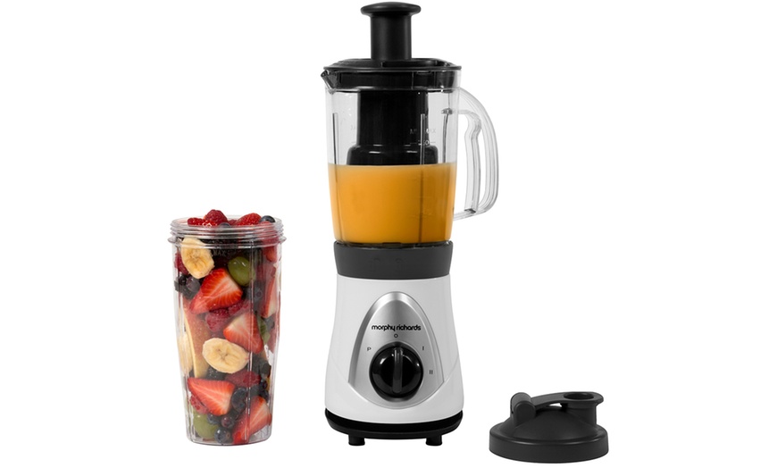 Image 2: Morphy Richards Blender