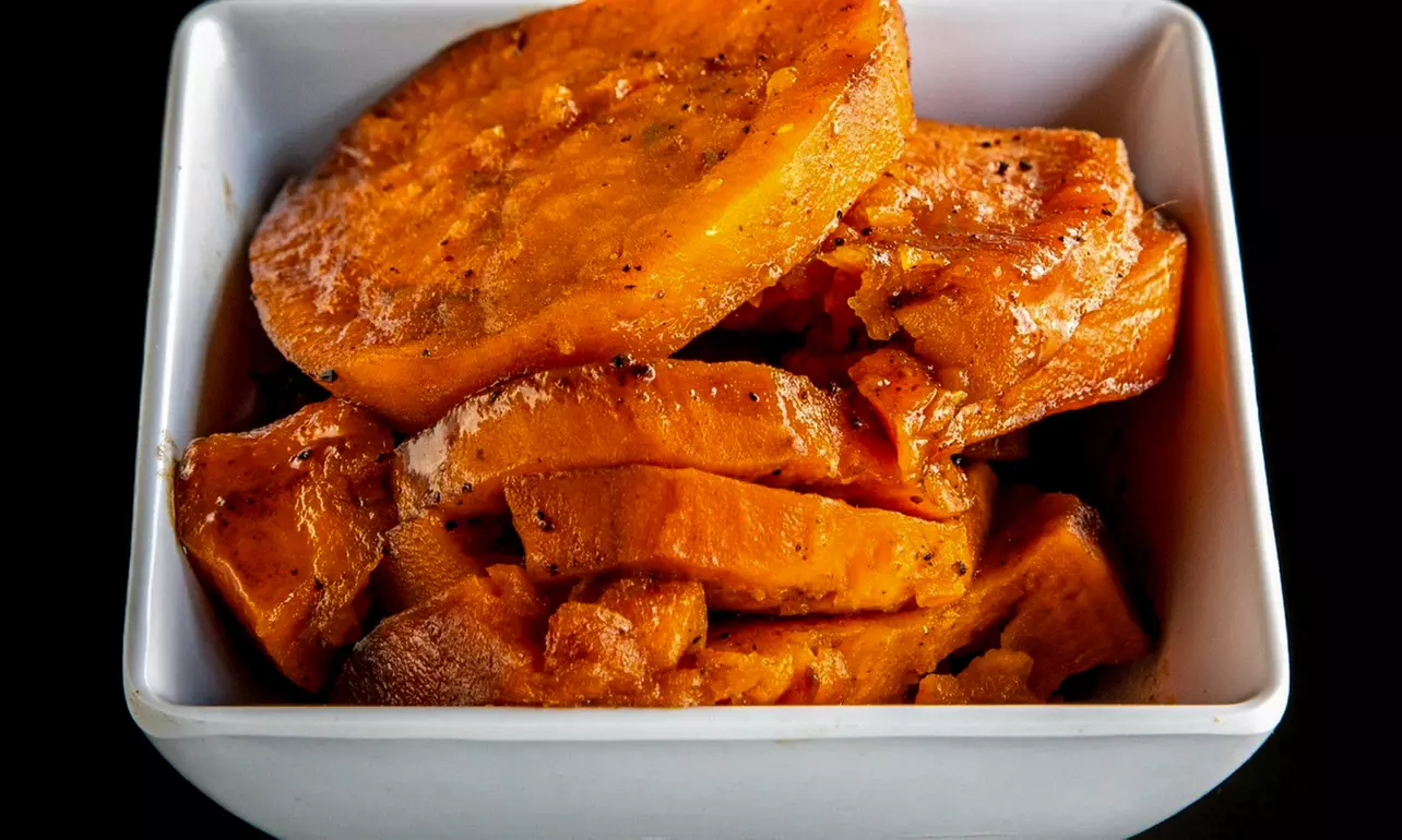 Dinner For 1, 2, or 4 With Appetizers, Entrees, Drinks, & Desserts at Varis Southern Cuisine (Up To 44% Off)