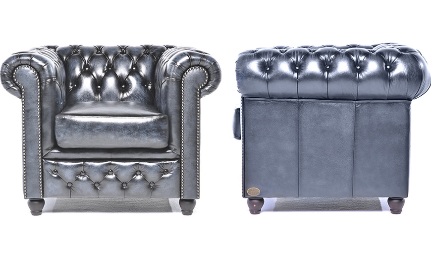 Image 12: Sofas Chesterfield en cuir authentiques 